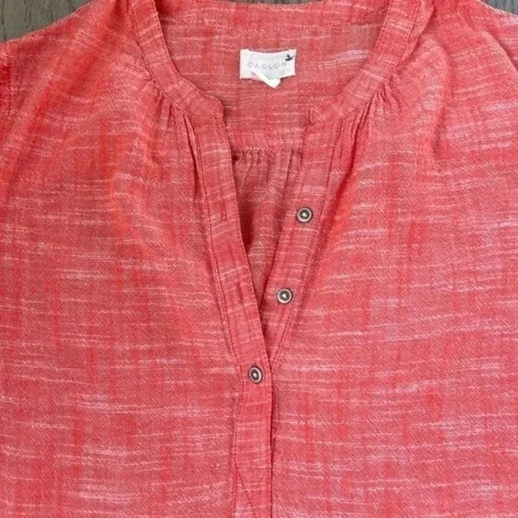 Caslon lightweight spring summer cotton raw hem henley popover coral top Medium - Picture 2 of 7